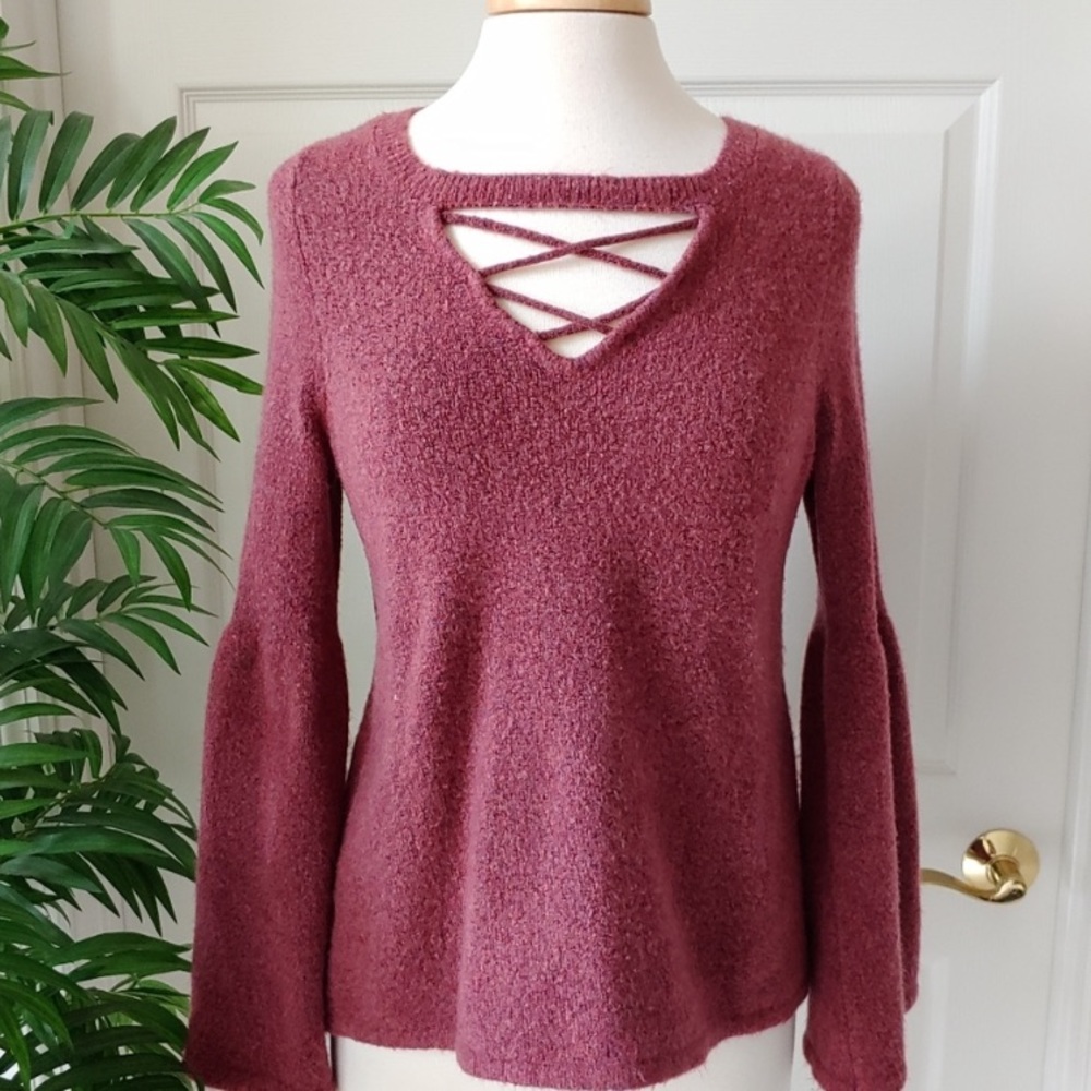 NWOT American Eagle Marled Bell Sleeve Sweater